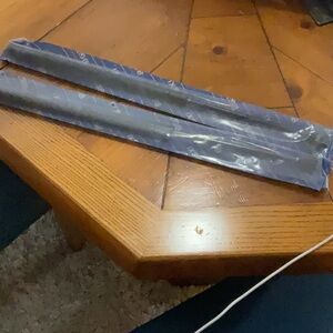 Black Hood Lift Supports